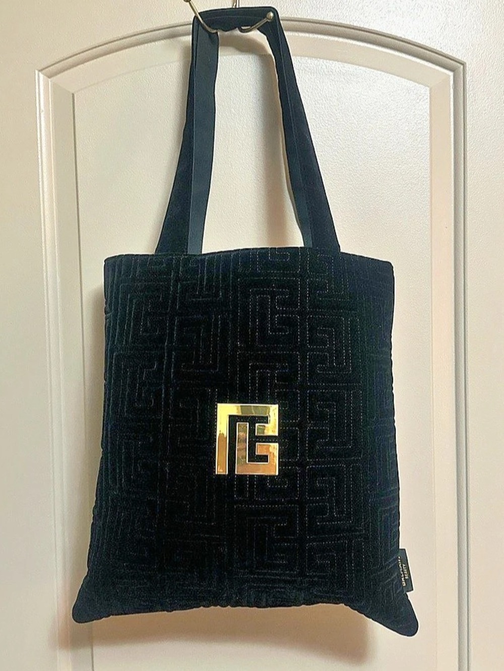 Balmain Beauty Black Velvet Quilted Tote Bag Rare GWP